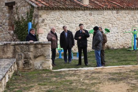 Imagen El Alcalde de El Cubillo pide a la Diputación ayuda para pavimentar la travesía primera de la Calle Real
